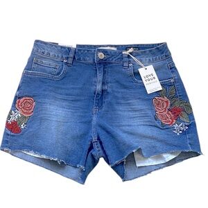 NWT Urban Heritage love your heritage high rise rose embroidered shorts size 11